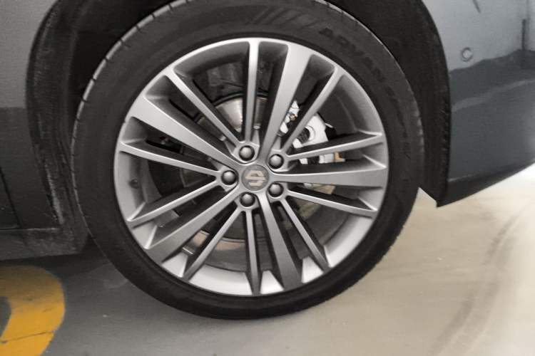 Used Leapmotor C16 2024 Range-Extended 200 Luxury Edition Right Front Wheel Hub