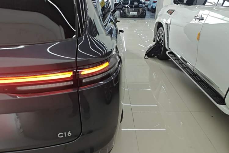 Used Leapmotor C16 2024 Range-Extended 200 Luxury Edition Right Rear Taillight