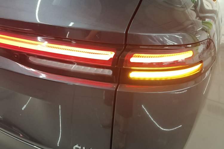 Used Leapmotor C16 2024 Pure Electric 520 Deluxe Edition Right Rear Taillight