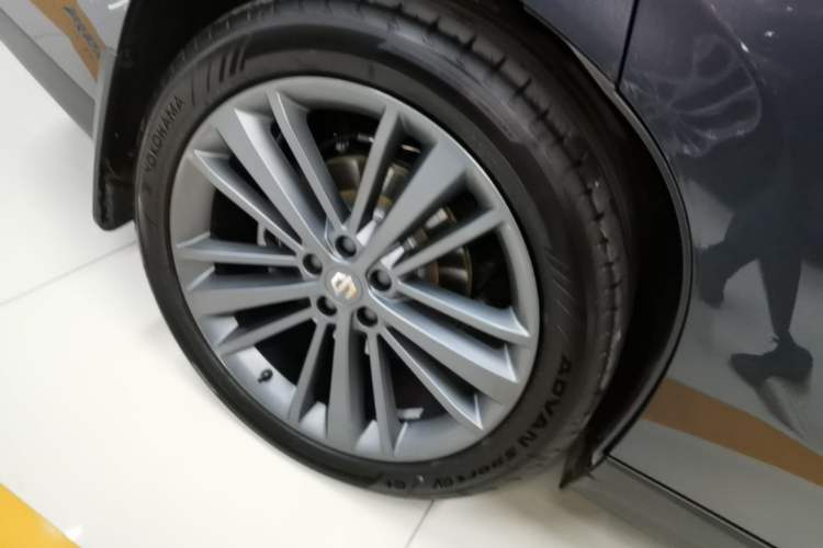 Used Leapmotor C16 2024 Pure Electric 580 LiDAR Edition Right Rear Wheel Hub