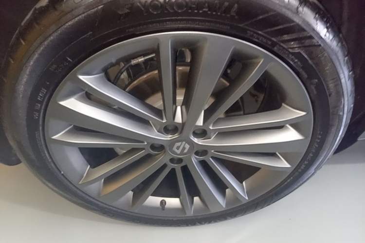 Used Leapmotor C16 2024 Range-Extended 200 Luxury Edition Right Rear Wheel Hub