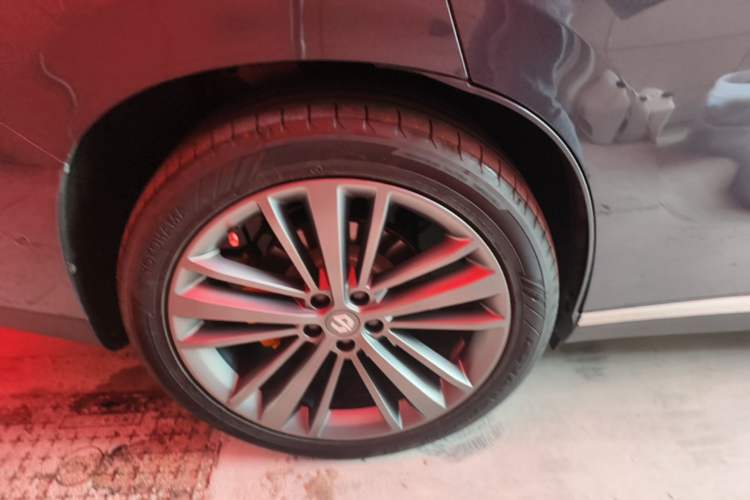 Used Leapmotor C16 2024 Range-Extended 200 LiDAR Edition Right Rear Wheel Hub