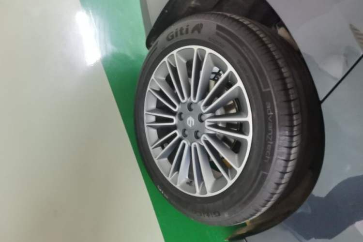 Used Leapmotor C16 2024 Range-Extended 200 LiDAR Edition Right Rear Wheel Hub