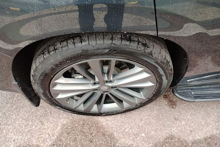 Used Leapmotor C16 2024 Range-Extended 200 Luxury Edition Right Rear Wheel Hub