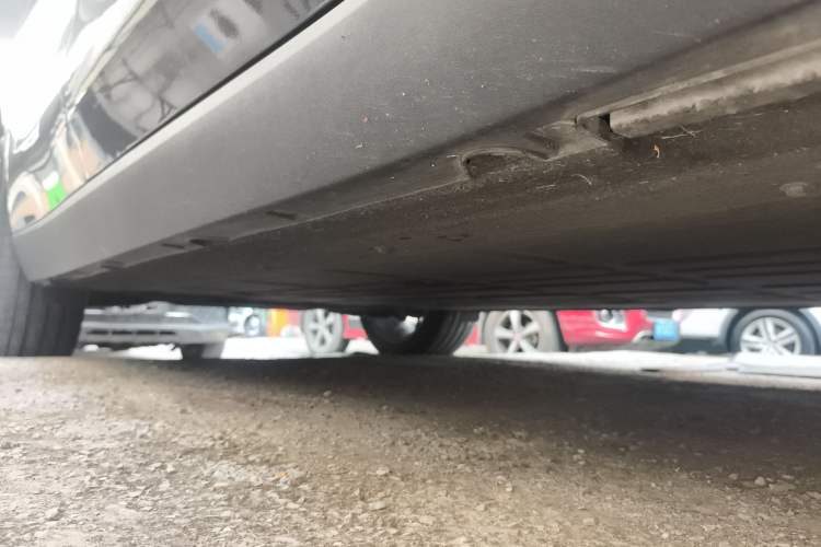 Used Leapmotor C16 2024 Pure Electric 520 Deluxe Edition Right Side Sill