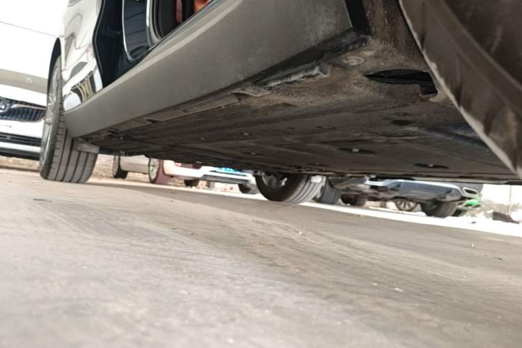 Used Leapmotor C16 2024 Range-Extended 200 Luxury Edition Right Side Sill