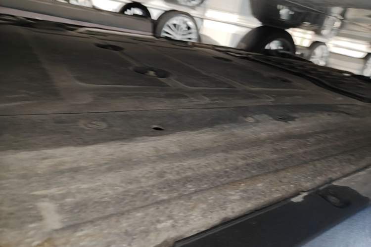 Used Leapmotor C16 2024 Range-Extended 200 Luxury Edition Right Side Sill