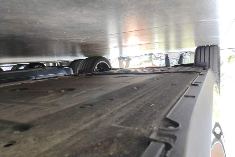 Used Leapmotor C16 2024 Range-Extended 200 Luxury Edition Right Side Sill