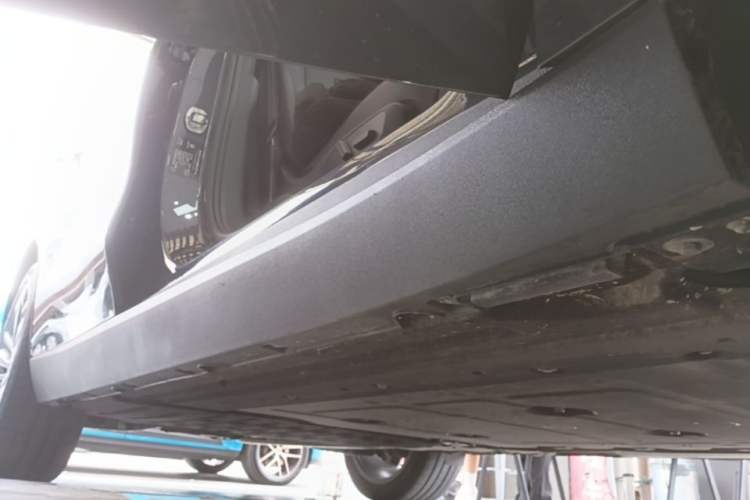 Used Leapmotor C16 2024 Range-Extended 200 Luxury Edition Right Side Sill