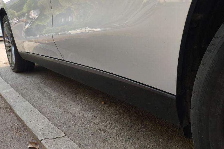Used Leapmotor C16 2024 Pure Electric 520 Deluxe Edition Right Side Sill