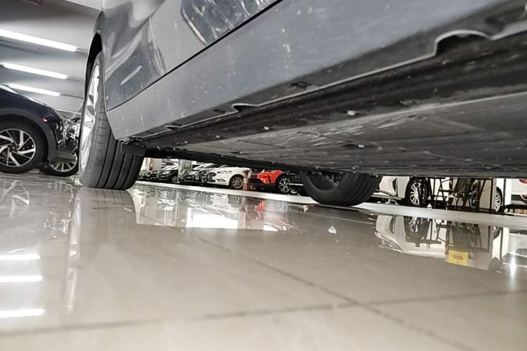Used Leapmotor C16 2024 Pure Electric 520 Deluxe Edition Right Side Sill