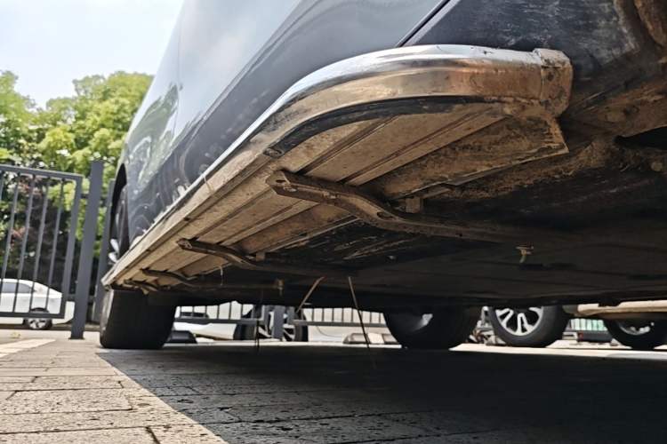 Used Leapmotor C16 2024 Range-Extended 200 Luxury Edition Right Side Sill