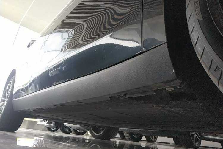 Used Leapmotor C16 2024 Pure Electric 520 Deluxe Edition Right Side Sill