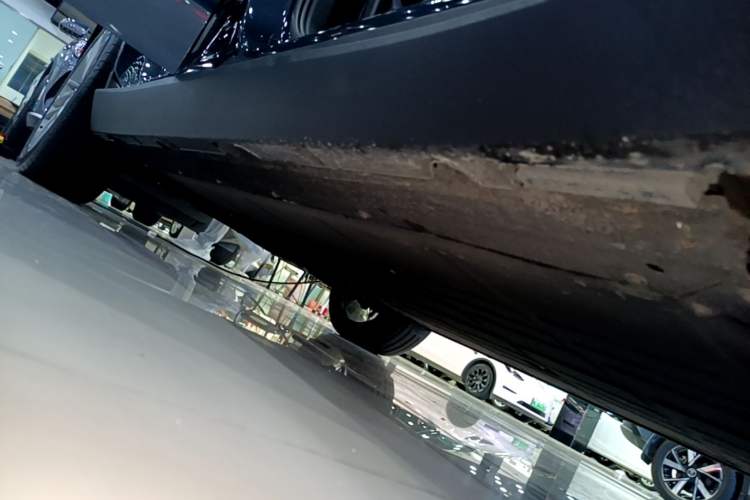 Used Leapmotor C16 2024 Pure Electric 520 Deluxe Edition Right Side Sill
