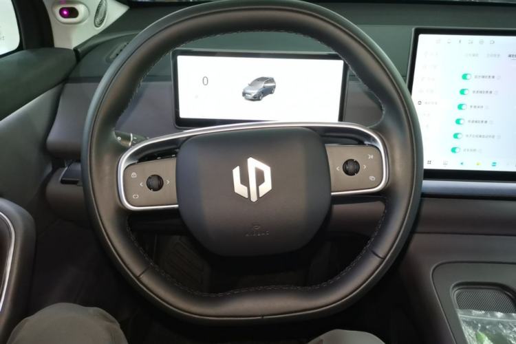 Used Leapmotor C16 2024 Pure Electric 580 LiDAR Edition Steering Wheel