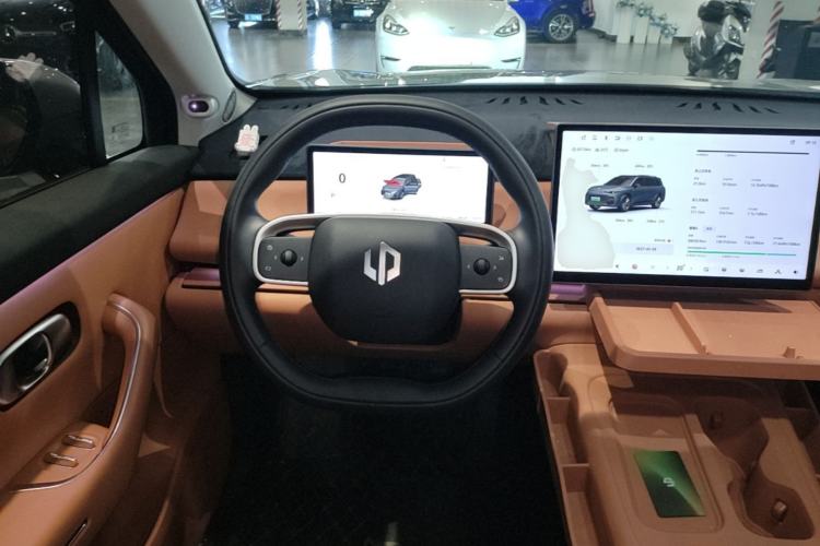 Used Leapmotor C16 2024 Range-Extended 200 Luxury Edition Steering Wheel