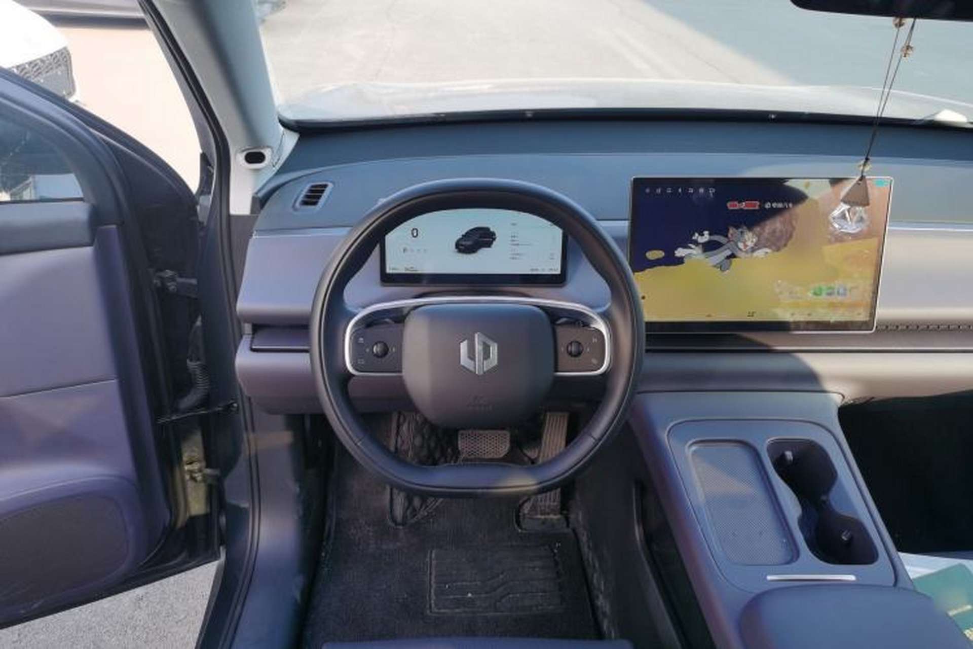 Used Leapmotor C16 2024 All-Electric 520 LiDAR Edition Steering Wheel