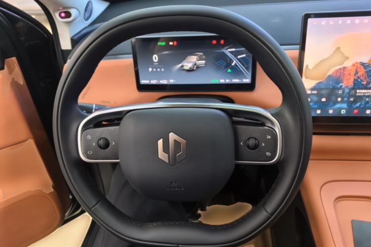 Used Leapmotor C16 2024 Range-Extended 200 Luxury Edition Steering Wheel
