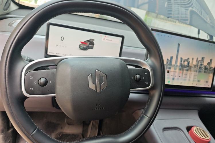 Used Leapmotor C16 2024 Range-Extended 200 Luxury Edition Steering Wheel