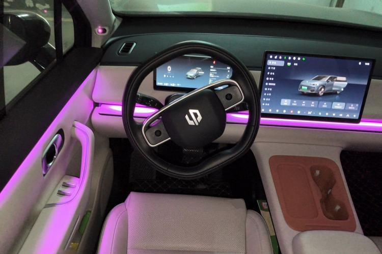 Used Leapmotor C16 2024 Range-Extended 200 Luxury Edition Steering Wheel