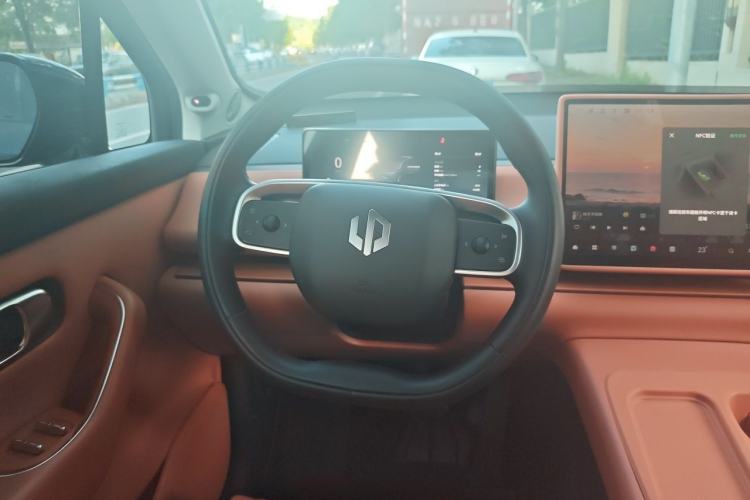 Used Leapmotor C16 2024 All-Electric 520 LiDAR Edition Steering Wheel