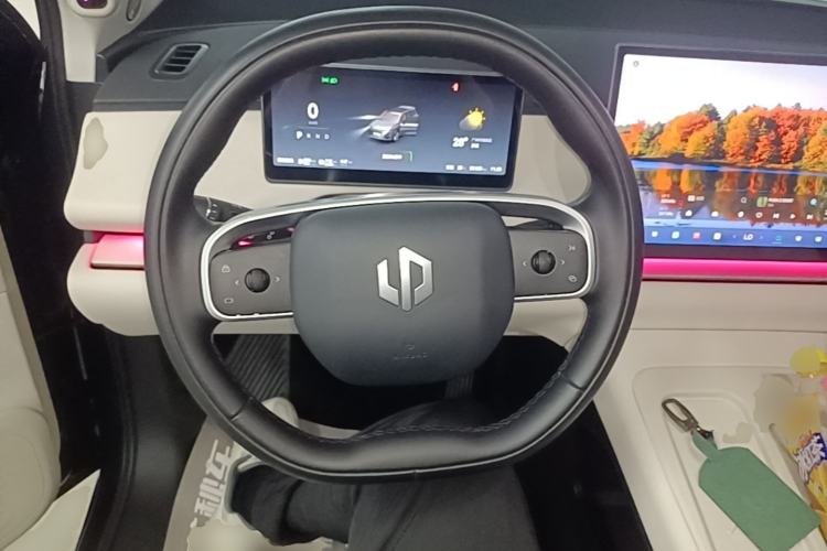 Used Leapmotor C16 2024 Range-Extended 200 Luxury Edition Steering Wheel