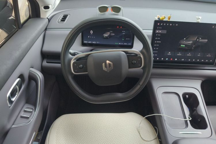 Used Leapmotor C16 2024 Range-Extended 200 Luxury Edition Steering Wheel