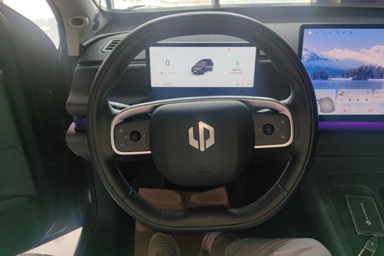 Used Leapmotor C16 2024 Pure Electric 520 Deluxe Edition Steering Wheel