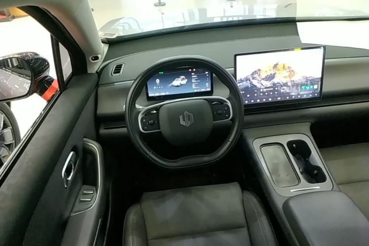 Used Leapmotor C16 2024 Range-Extended 200 Luxury Edition Steering Wheel