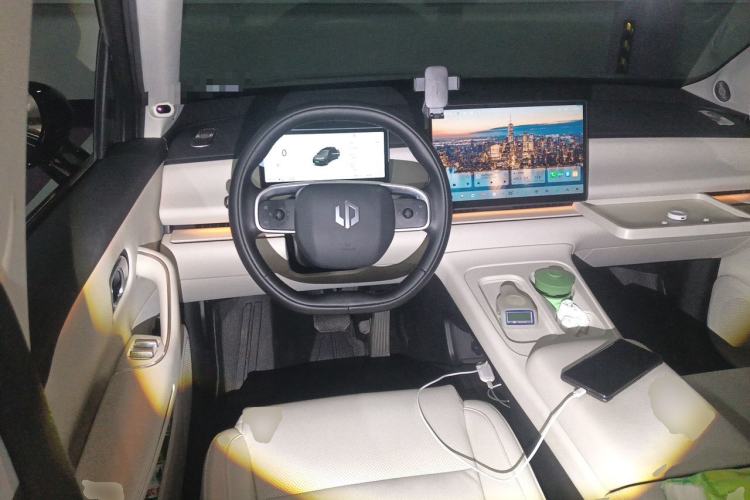 Used Leapmotor C16 2024 Range-Extended 200 Luxury Edition Steering Wheel