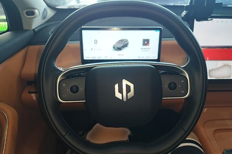 Used Leapmotor C16 2024 Range-Extended 200 Luxury Edition Steering Wheel