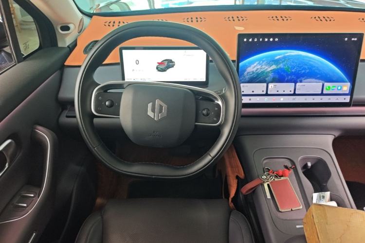 Used Leapmotor C16 2024 Range-Extended 200 Luxury Edition Steering Wheel