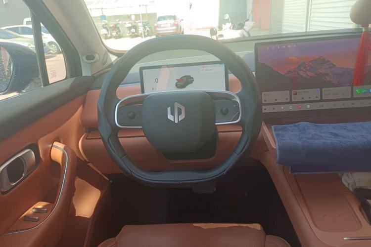 Used Leapmotor C16 2024 Pure Electric 520 Deluxe Edition Steering Wheel