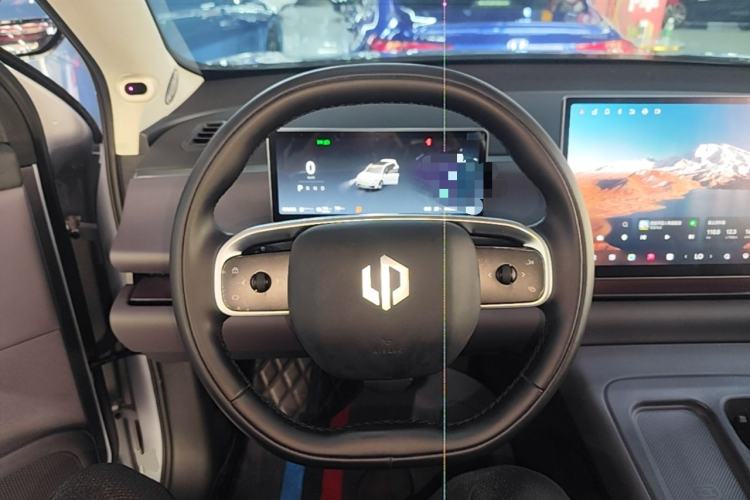 Used Leapmotor C16 2024 Range-Extended 200 Luxury Edition Steering Wheel