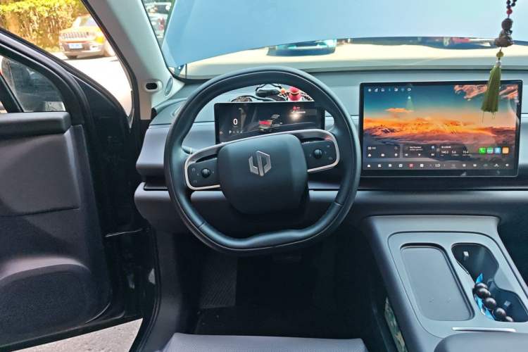 Used Leapmotor C16 2024 Range-Extended 200 Luxury Edition Steering Wheel