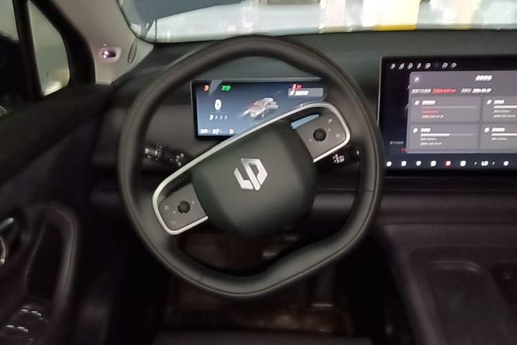 Used Leapmotor C16 2024 Pure Electric 520 Deluxe Edition Steering Wheel