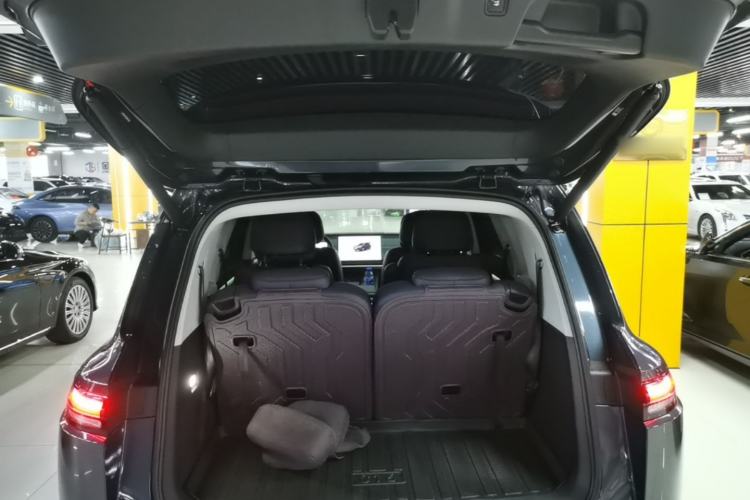 Used Leapmotor C16 2024 Pure Electric 580 LiDAR Edition Trunk