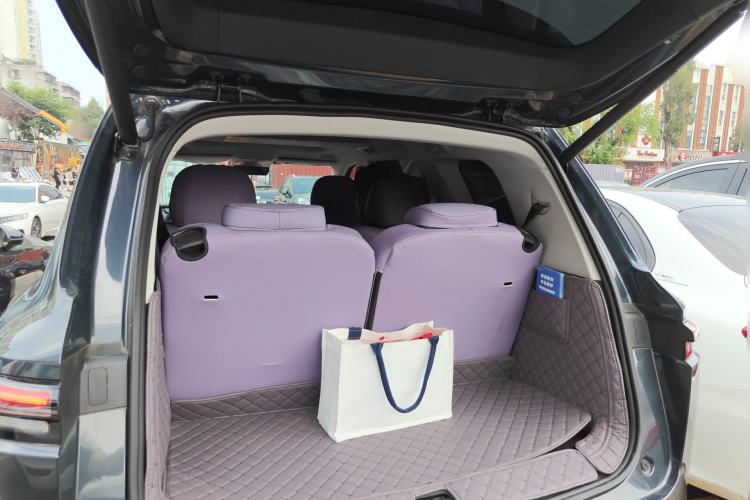 Used Leapmotor C16 2024 Range-Extended 200 Luxury Edition Trunk