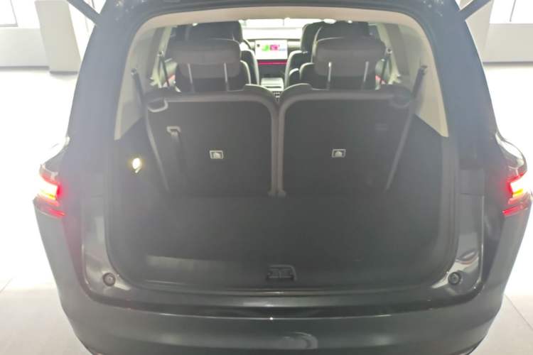 Used Leapmotor C16 2024 Pure Electric 580 LiDAR Edition Trunk