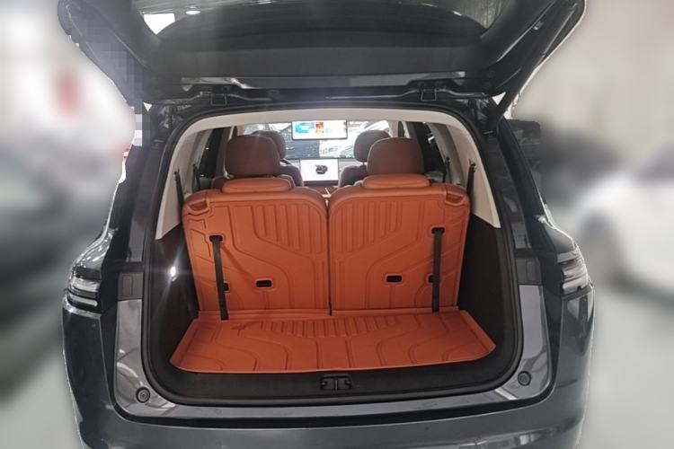 Used Leapmotor C16 2024 Range-Extended 200 Luxury Edition Trunk