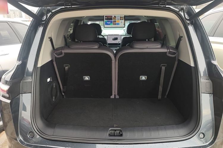 Used Leapmotor C16 2024 Range-Extended 200 Luxury Edition Trunk