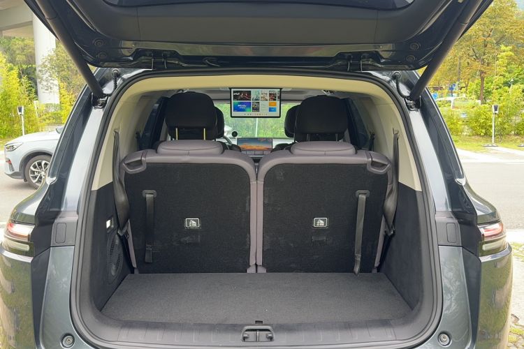 Used Leapmotor C16 2024 Range-Extended 200 Luxury Edition Trunk