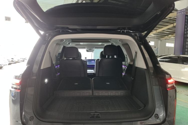 Used Leapmotor C16 2024 Range-Extended 200 Luxury Edition Trunk