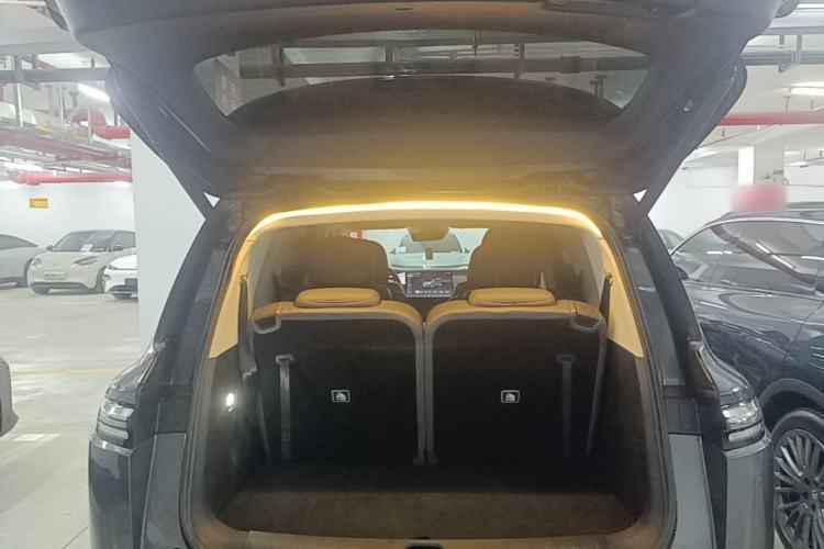 Used Leapmotor C16 2024 Range-Extended 200 Luxury Edition Trunk