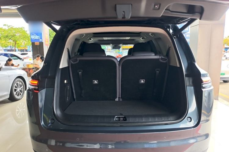 Used Leapmotor C16 2024 Range-Extended 200 Luxury Edition Trunk