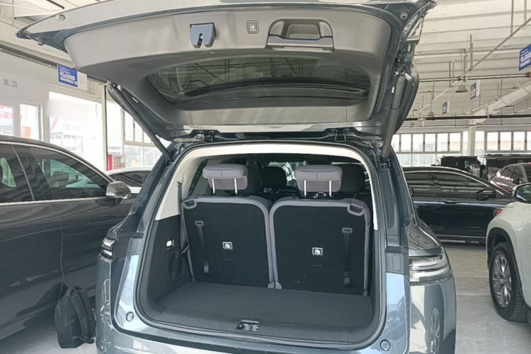 Used Leapmotor C16 2024 Range-Extended 200 Luxury Edition Trunk