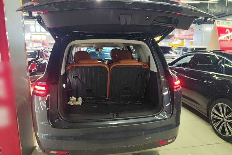 Used Leapmotor C16 2024 Range-Extended 200 Luxury Edition Trunk