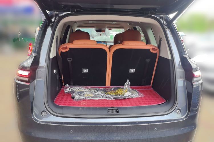 Used Leapmotor C16 2024 Range-Extended 200 Luxury Edition Trunk