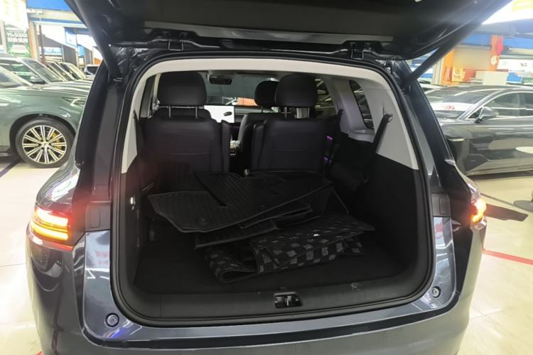 Used Leapmotor C16 2024 Range-Extended 200 Luxury Edition Trunk