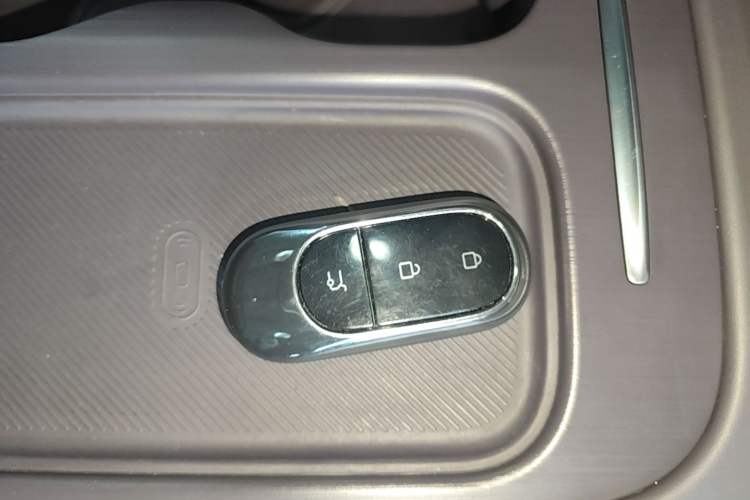 Used Leapmotor C16 2024 Range-Extended 200 LiDAR Edition Vehicle Key
